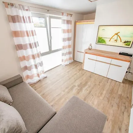 Baltic Village-damp * Damp